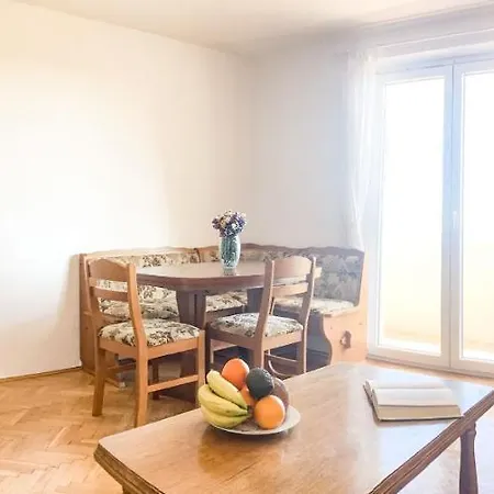 Gallery - View Of The Old Town & Free Parking Apartment